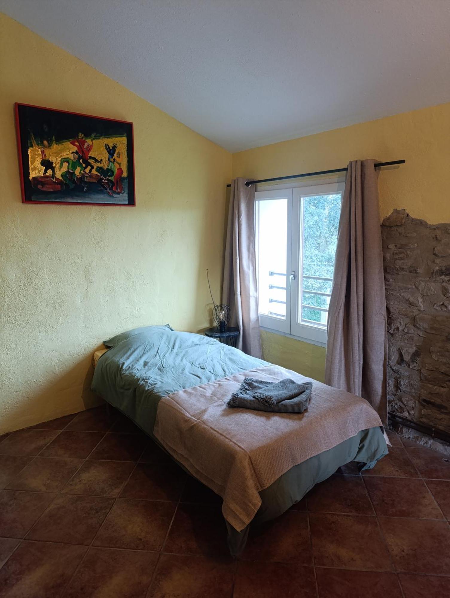 Mas Pitre Bed & Breakfast Besalu Luaran gambar